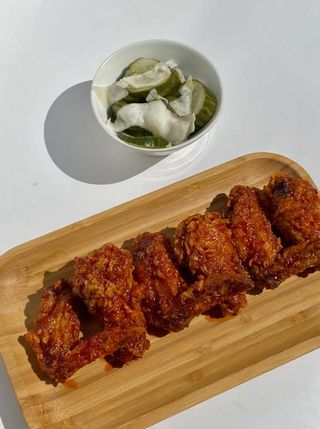 Куриные крылышки в остром корейском соусе