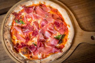 Прошуто Крудо (30см)