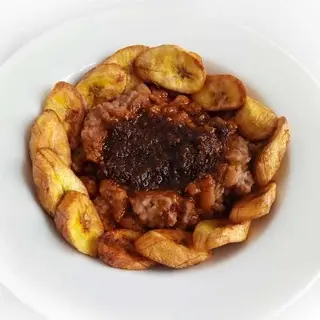 Ewa agonyin & plantain