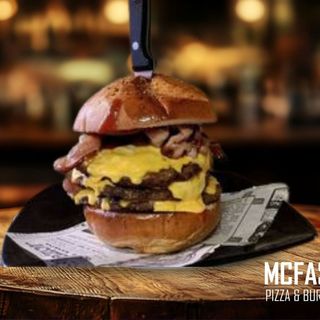 TRINITÀ triple burger 