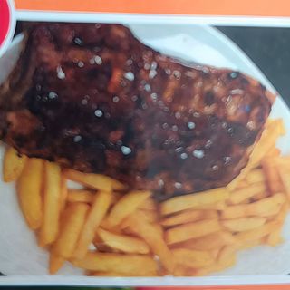 Costilla de cerdo con patatas