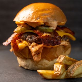 Hamburguesa Bomba Cheddar