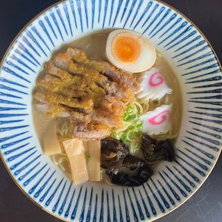 Ramen de katsu curry