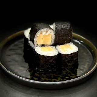 41. Tamago roll 8 pezzi