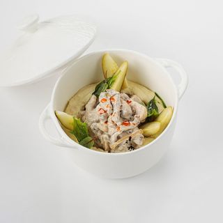 Бефстроганов в горшочке