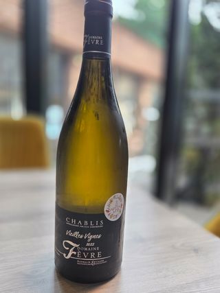 Domaine Nathalie Gilles Fevre Chablis Chardonnay Burgundy