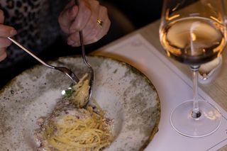 Spaghetti cu midii si creveti