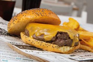 MENÚ INFANTIL – BURGER