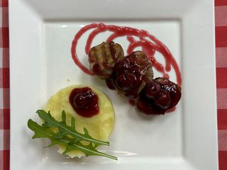 Медальйони зі свинини су-від (290g)