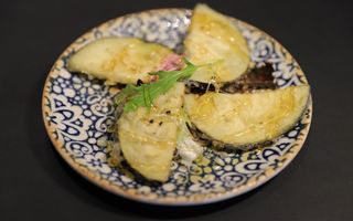 15.- Tempura De Berenjena Con Miel