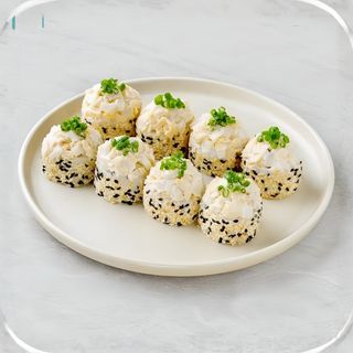 Рол з кальмаром