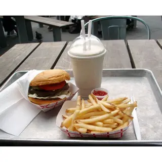 Cheese Burger + Fries