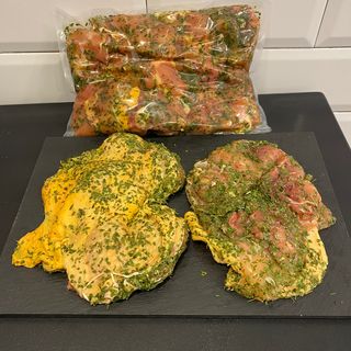 Muslo De Pollo Adobado  1 kg.