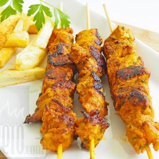 Plats De Broquetes De Pollastre