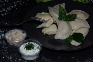 Pierogi tradycyjne 8szt.