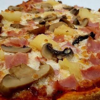 Pizza Romántica (1/4 Metro)