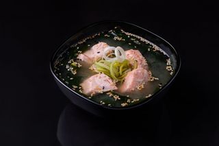 Zupa Miso z łososiem