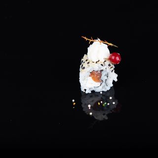 130. Uramaki Philadelphia (4 Pzs.)