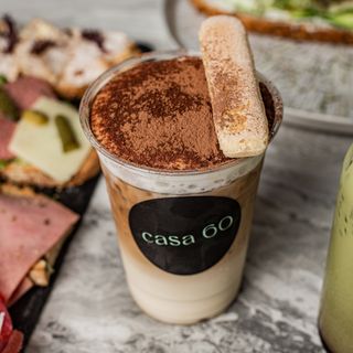 Tiramisu Iced Latté