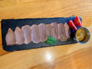 Язик відварний з хріном0,1 (0,100kg)