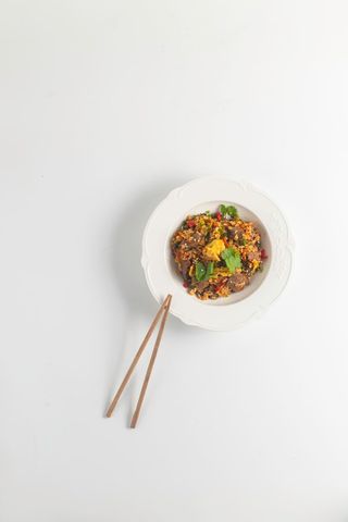 Рис з телятиною кімчі та овочами (270г)