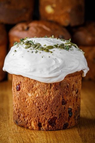 Паска "Класична" 100 років від Євгена Клопотенка