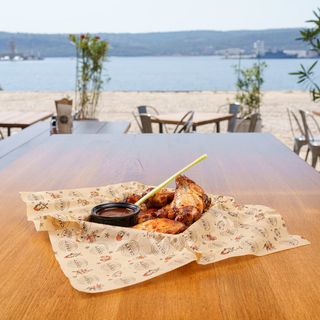 Пушени пилешки крила (350г)