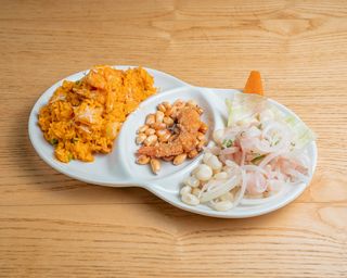 Dúo Ceviche Y Arroz Con Mariscos