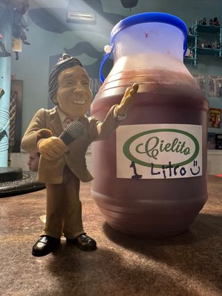 Jarra De Sangría Con Frutas De Temporada (1 Lt.)