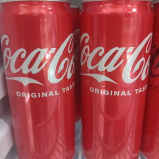 Coca cola lattina