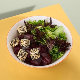 Червоний салат