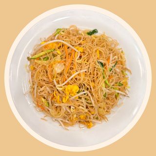 Spaghetti di riso con verdure