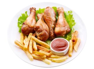 Poulet Grillé + Frites + Attiéké