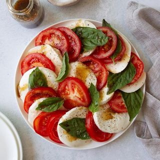 Mozzarella di bufala alla caprese