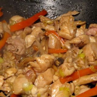 Pollo en salsa de ostras