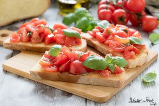 Bruschetta con pomodoro 6 pezzi
