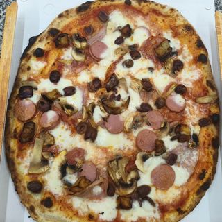 Pizza speciale Don Carlos