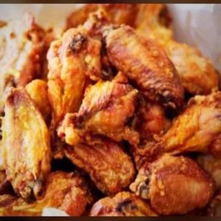 Alitas De Pollo Frito Con Salsa De Soja