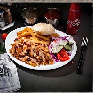 Shaworma de pui la farfurie