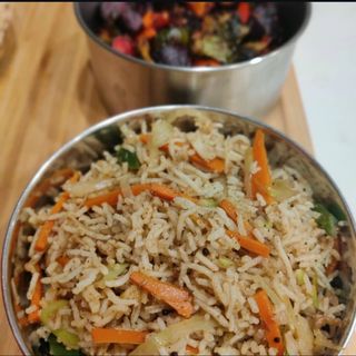 Stir-fry carrot rice