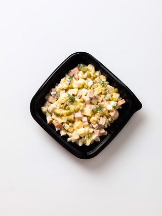 Салат Олів'є (220г)