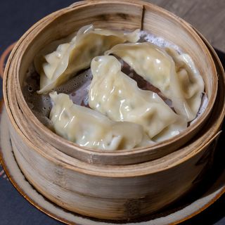 100.Ravioli di pollo al vapore