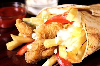 Shaorma Crispy Strips + 1 portie de cartofi GRATIS