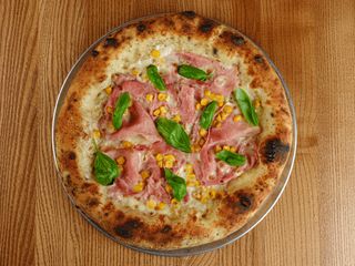 Піца Прошуто з кукурудзою (420g)