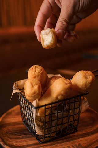 TEQUEÑOS DE QUESO 6 und.