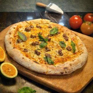 Pizza Bolognaise