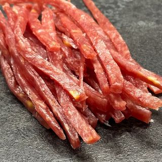 Соломка Свинини Зі Смаком Сиру (50г)