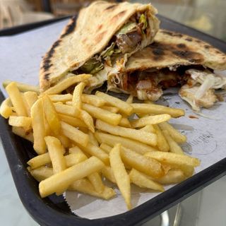 Makloub Beef Pepperoni