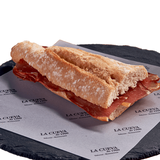 Bocadillo de Caña de lomo ibérico 