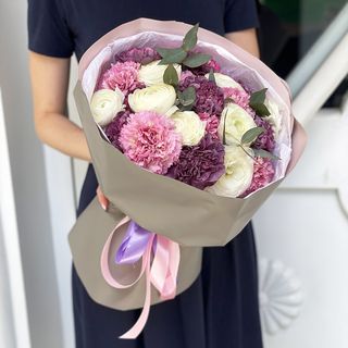 რანუნკულუსთან შეურიეთ 1025